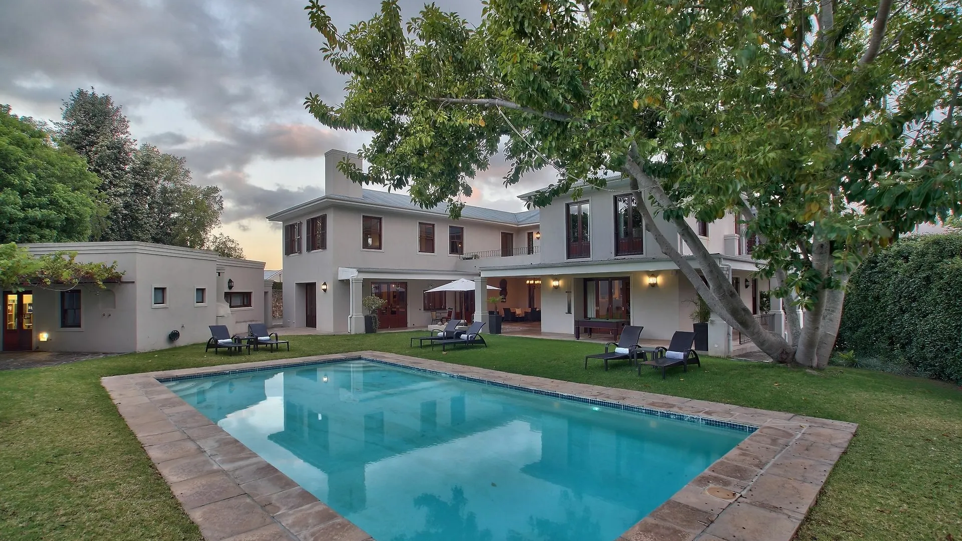 Nova Constantia Boutique Residence Cape Town Guest house